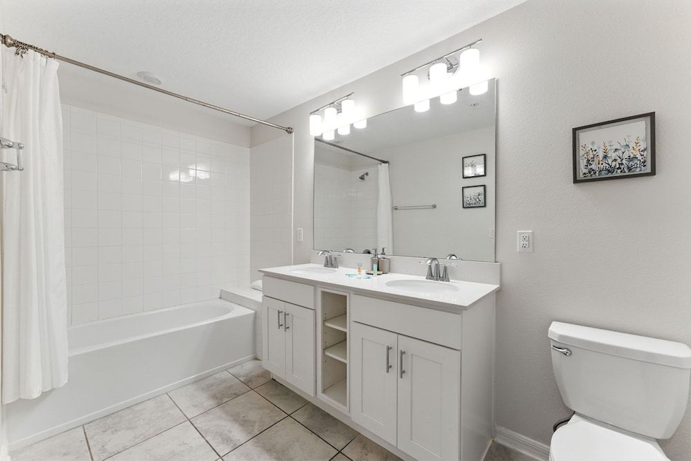 Storey Lake condos by UNE Homes Comfort Apartment 17