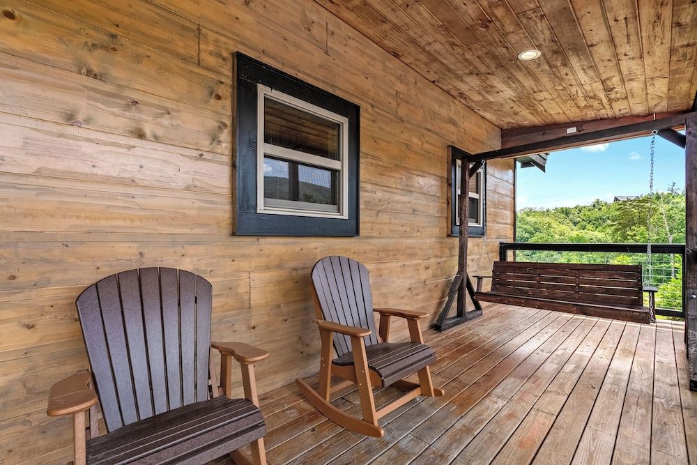 Amazing View Cabin w Gameroom Hot Tub Fire Pit Apartment 25