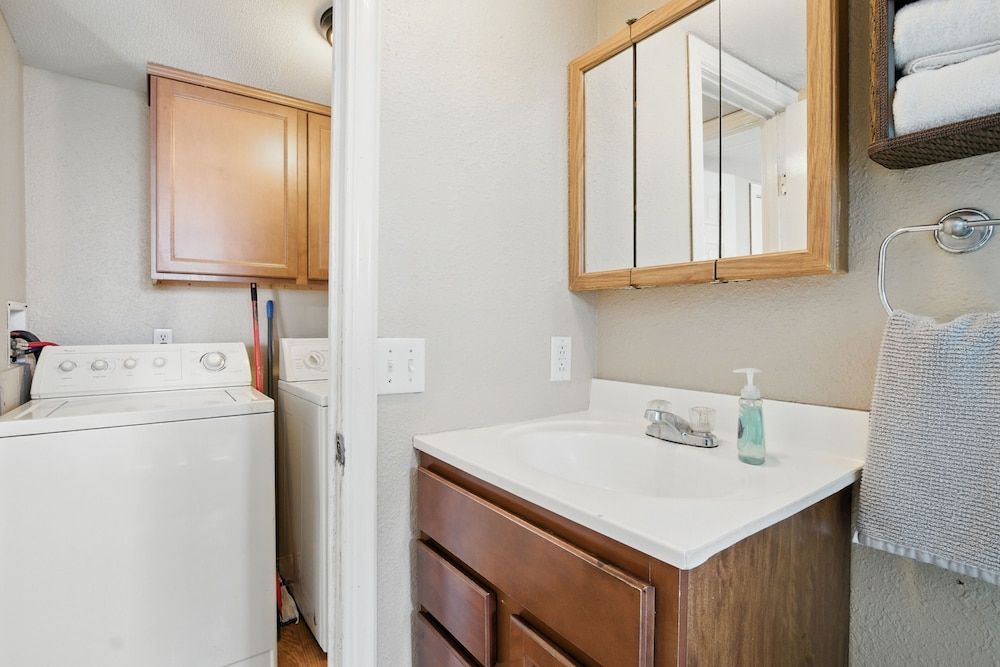 Desert Haven Cozy 2-Bedroom Mobile Home Near NMSU 2 Home House, 2 Bedrooms 17