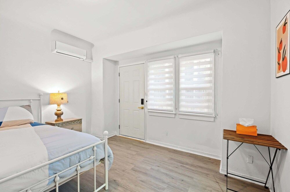 Near LA Cozy Home With Full Kitchen & Laundry Apartment, 2 Queen Beds, Patio, Garden View (307-3 Alhambra) 5