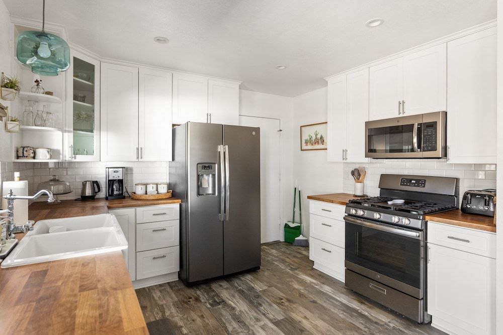 Starlight Ranch - Hot Tub, Fire Pit & Grill 3 Bedroom Home House, 3 Bedrooms 11