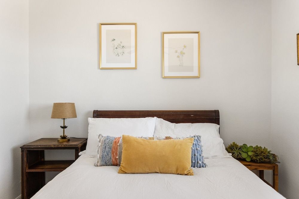 Starlight Ranch - Hot Tub, Fire Pit & Grill 3 Bedroom Home House, 3 Bedrooms 4