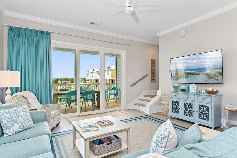 Luxury Beach Condo 5 Min Walk to Beach Shops Apartment 8