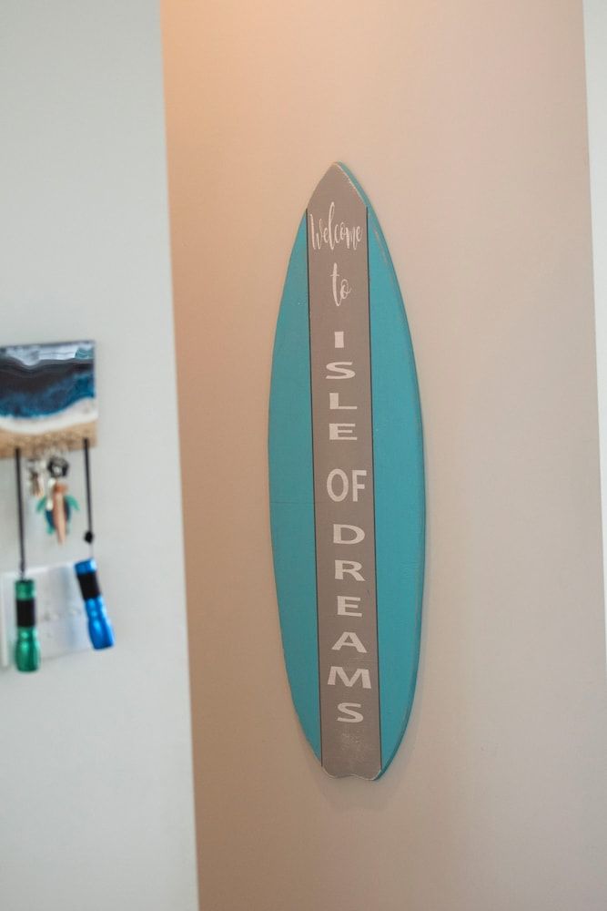 Luxury Beach Condo 5 Min Walk to Beach Shops Apartment 51