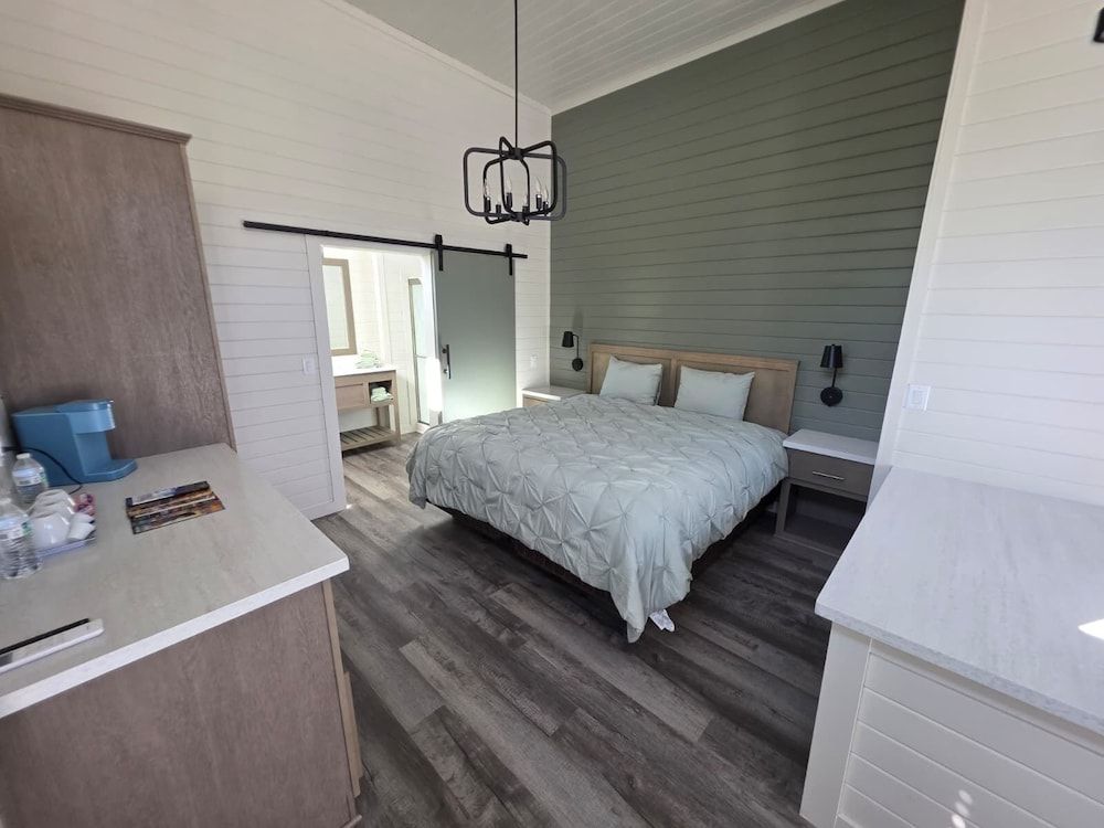 Turquoise Triangle Luxury Chalet, Patio 20