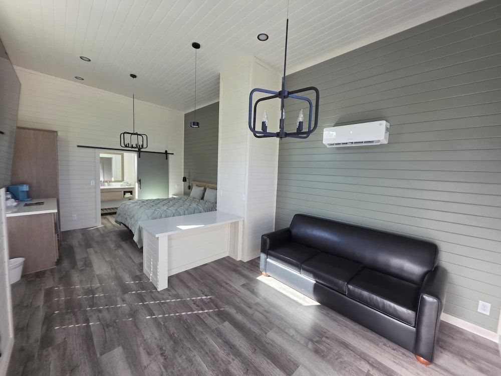 Turquoise Triangle Luxury Chalet, Patio 52