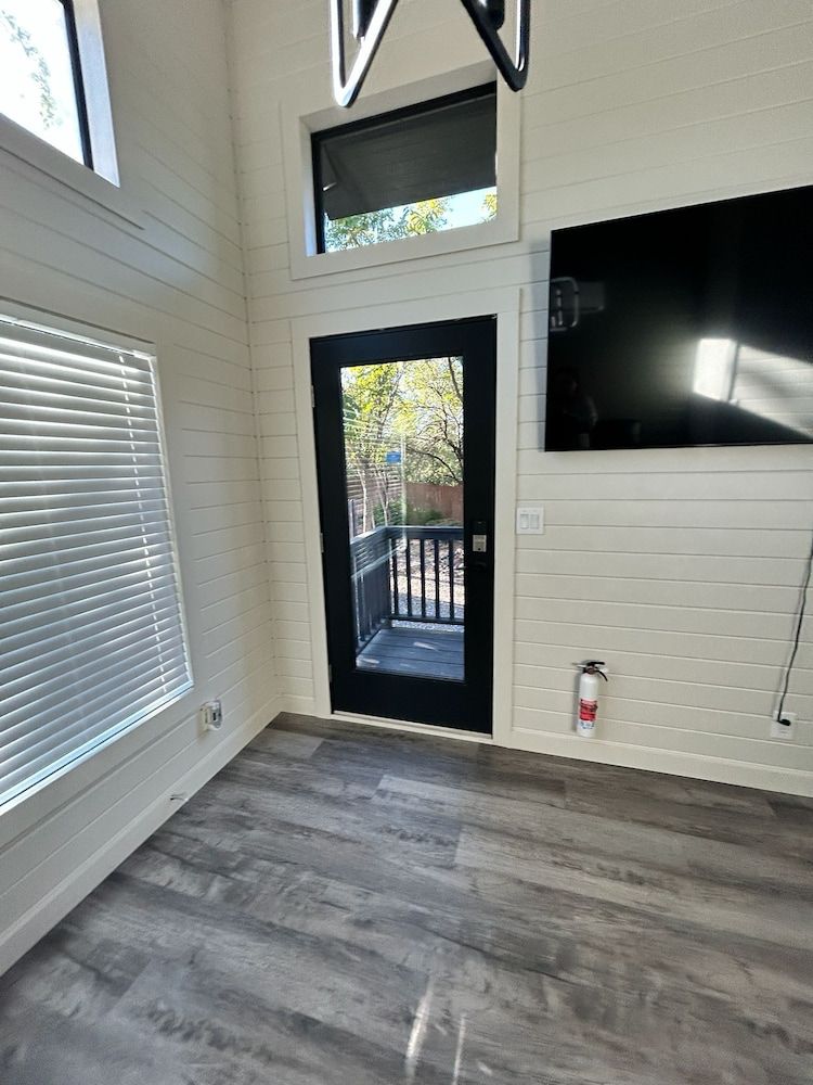 Turquoise Triangle Luxury Chalet, Patio 40