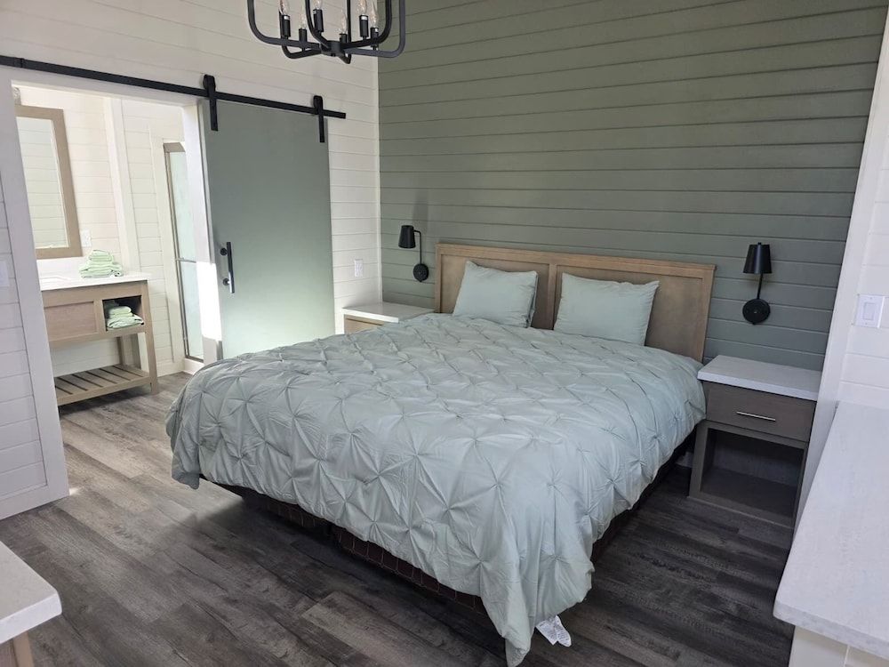 Turquoise Triangle Luxury Chalet, Patio 19