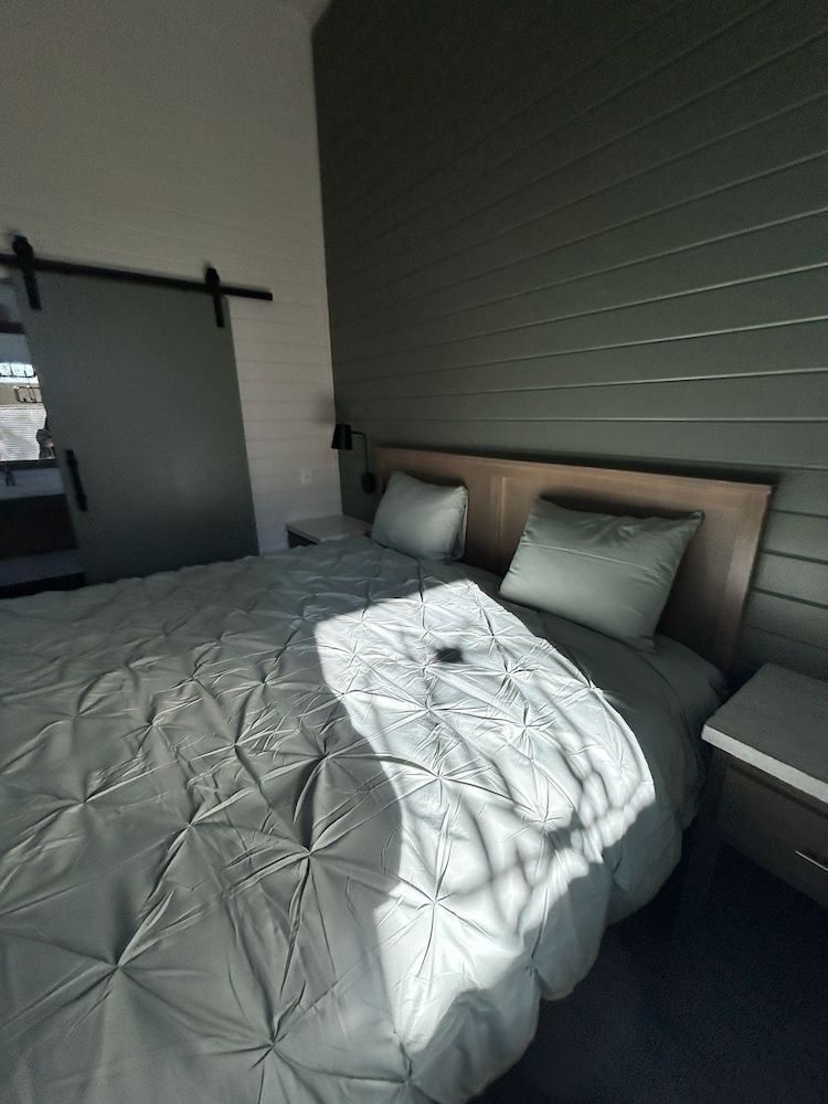 Turquoise Triangle Luxury Chalet, Patio 4