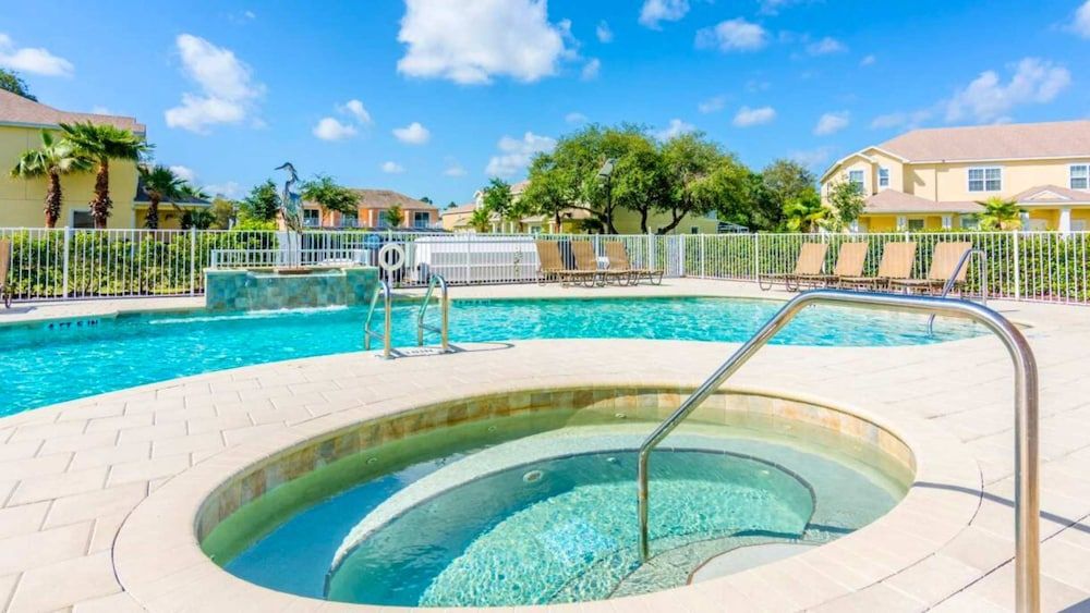 Upstay-luxury 3BR Home w Private Pool Games Room Apartment 40