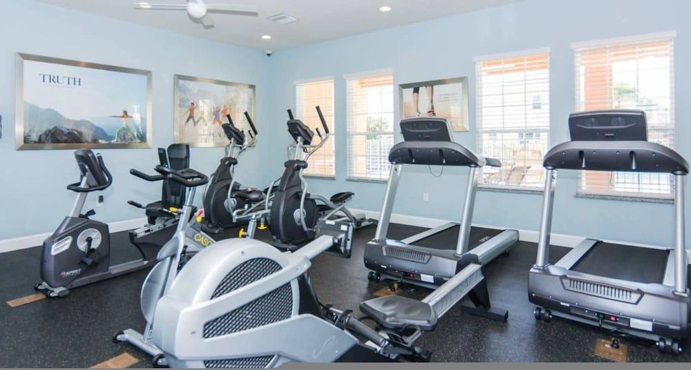 Upstay-luxury 3BR Home w Private Pool Games Room Apartment 43