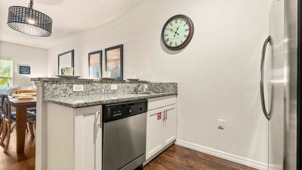 Upstay Modern 3BR Townhome w Pool Near Disney Apartment 12