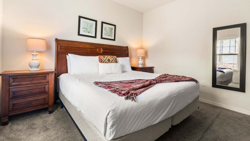 Upstay Modern 3BR Townhome w Pool Near Disney Apartment 19