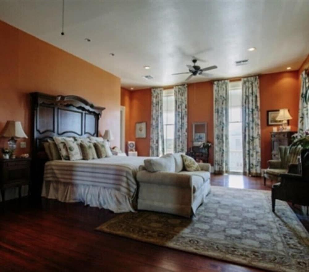 The Lasker Inn - B&B