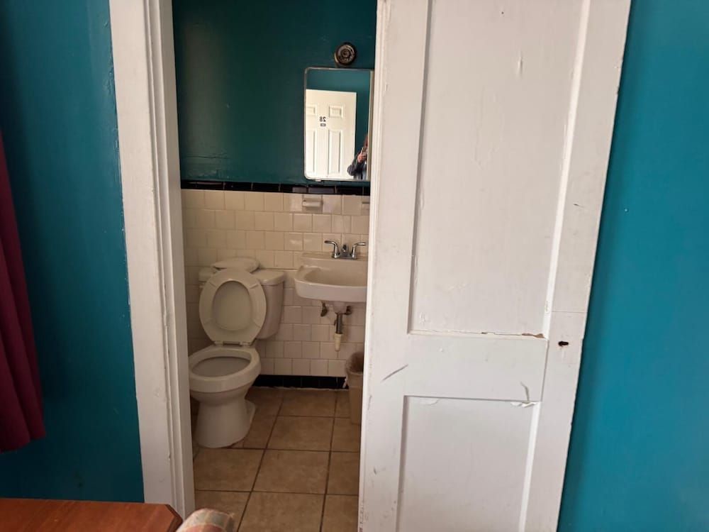 Walkers Inn Dothan by Hotel O Room, 1 Queen Bed, Smoking 7