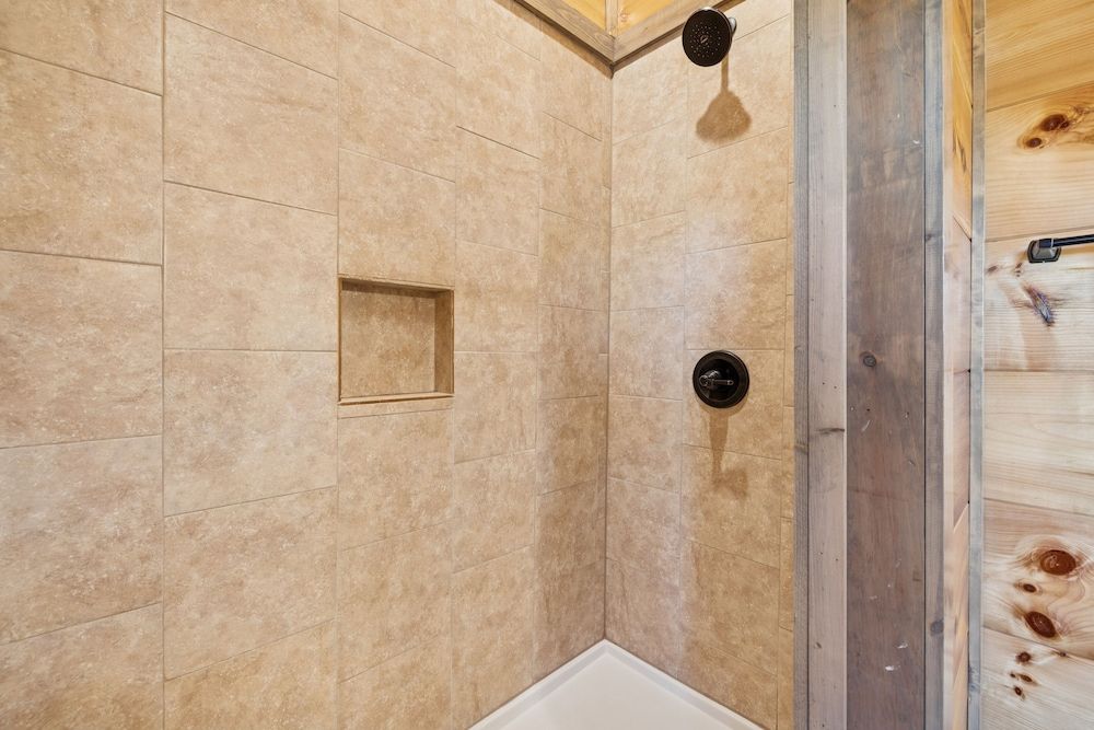 Smoky Blue Haven 3 Bedroom Cabin Cabin, 3 Bedrooms 20