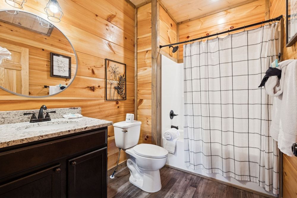 Smoky Blue Haven 3 Bedroom Cabin Cabin, 3 Bedrooms 17