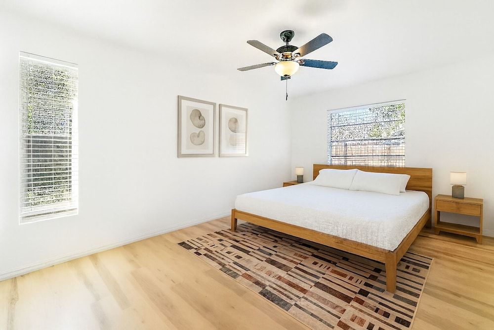 NEW Listing Discount! • Near Manatees & Springs House, 2 Bedrooms 8