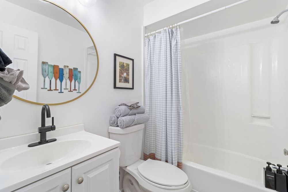 NEW Listing Discount! • Near Manatees & Springs House, 2 Bedrooms 34