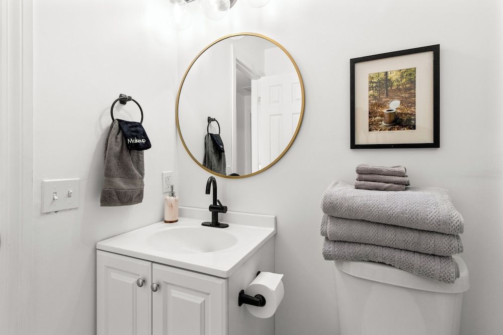 NEW Listing Discount! • Near Manatees & Springs House, 2 Bedrooms 28