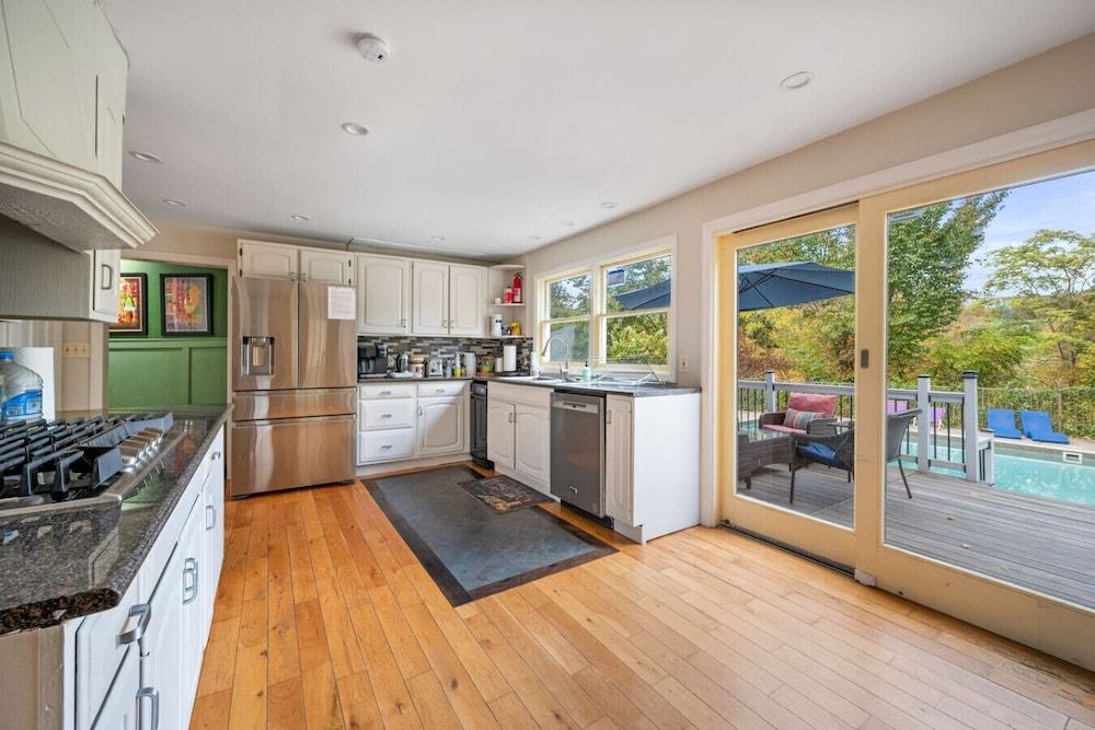 West Point Villa - Jacuzzi Pool BBQ Games Pets House 102