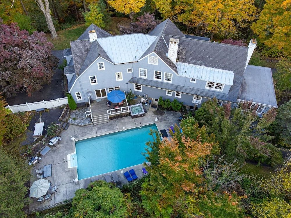 West Point Villa - Jacuzzi Pool BBQ Games Pets House 29