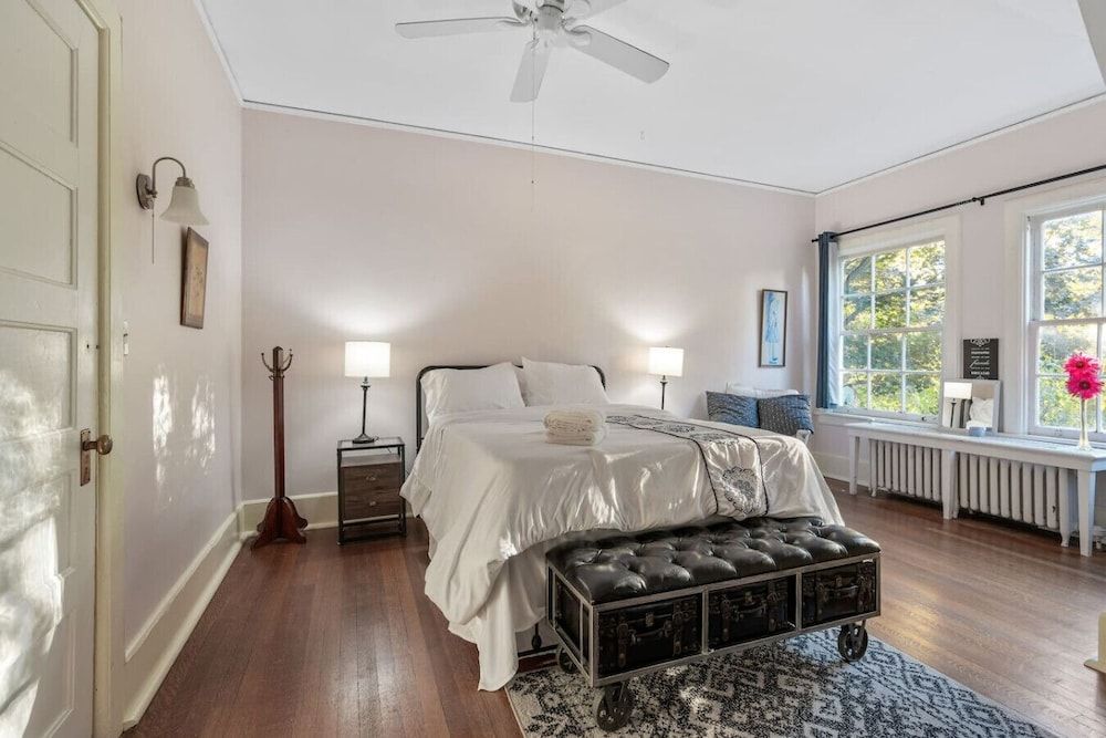 West Point Villa - Jacuzzi Pool BBQ Games Pets House 64