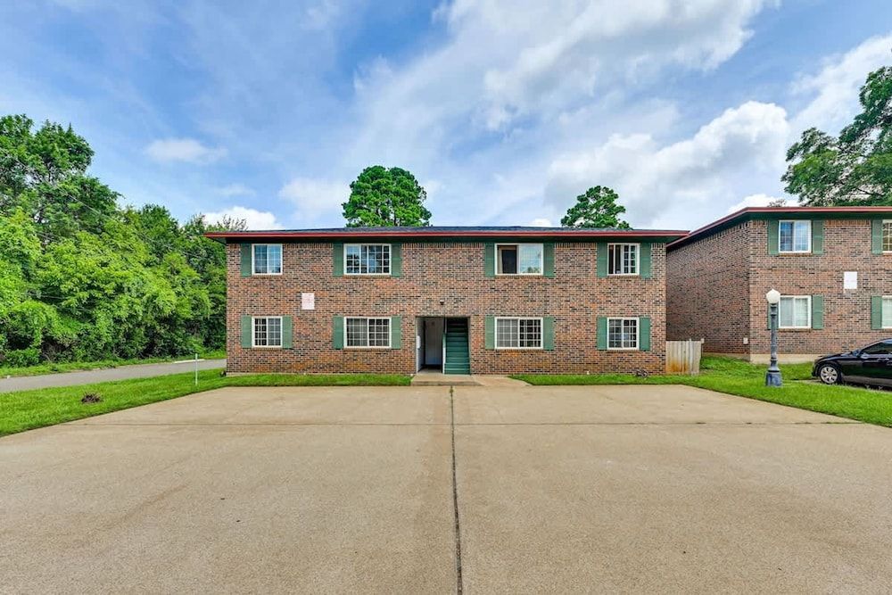 The Homestead Luxury-cozy 2BR Apartments Near SFA Apartment 4