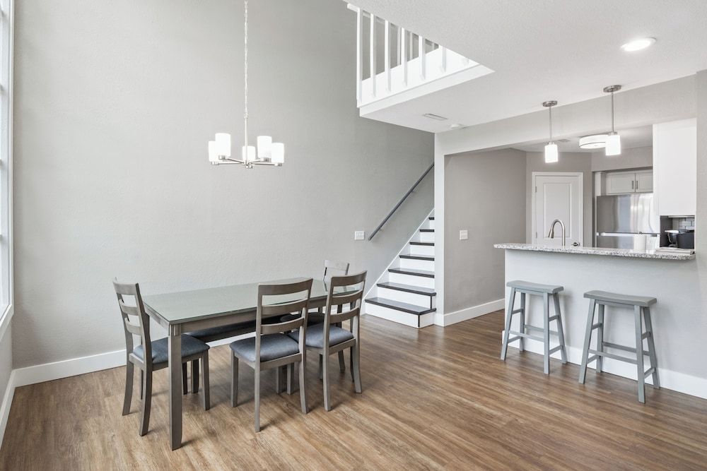 Our Cove Retreat - Perfect for Wave-free Swimming, Tanning & Prime Location Fun! Condo, Multiple Beds, Patio (Castaway Cove Unit 4) 4