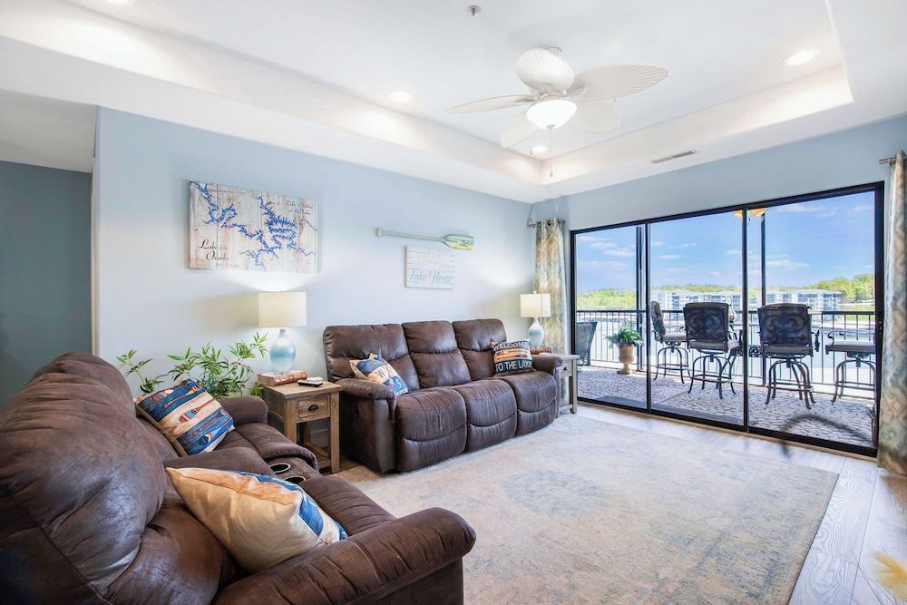 Amazing Main Channel Views With Screened Balcony Condo, Multiple Beds, Balcony (A Wave From It All) 19