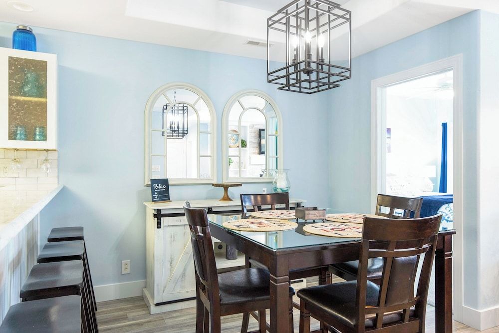 Amazing Main Channel Views With Screened Balcony Condo, Multiple Beds, Balcony (A Wave From It All) 10