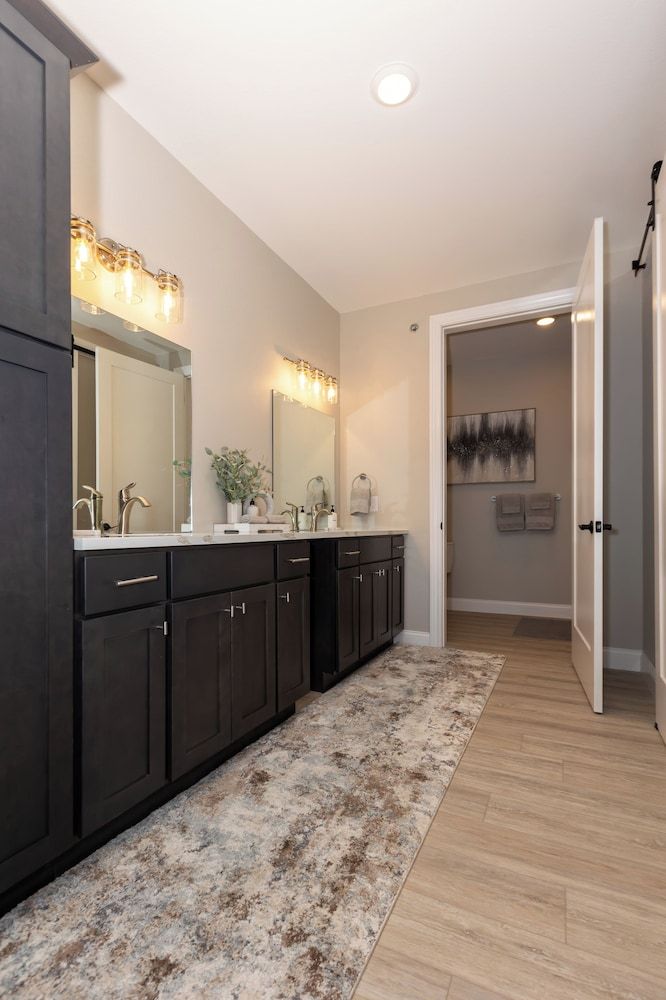 Topsider Condo w/ Stunning Lake Views, Shuffleboard & King Beds Condo, Multiple Beds, Pool Access (Acres Away II) 22