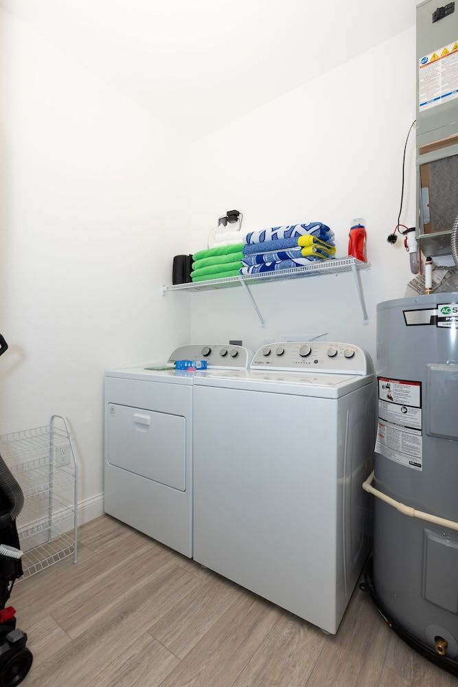 Topsider Condo w/ Stunning Lake Views, Shuffleboard & King Beds Condo, Multiple Beds, Pool Access (Acres Away II) 17