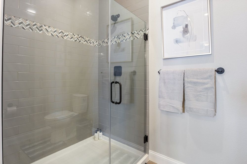 Scenic Views, Outdoor Grill & Dine, Fireplace, Games Condo, Multiple Beds, Pool Access (Seas The Day) 31