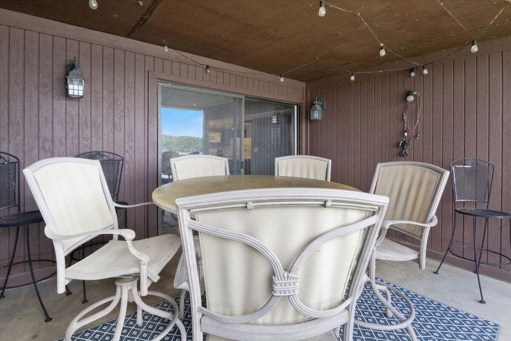 Spacious Pet-friendly Lakeview Condo w/ Boat Slip & Pools Condo, Multiple Beds, Pool Access (Lakeside Oasis) 40