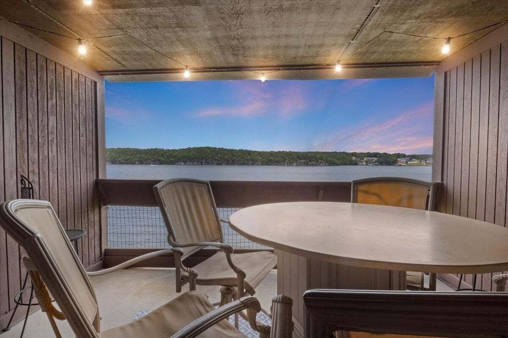 Spacious Pet-friendly Lakeview Condo w/ Boat Slip & Pools Condo, Multiple Beds, Pool Access (Lakeside Oasis) 28