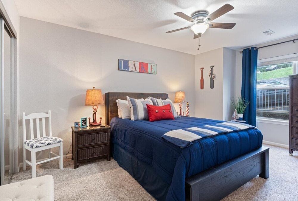 Lakeview Condo, Pools, Patio With Grill, Near PB2 Launch Condo, Multiple Beds, Patio (No Plans Paradise) 11