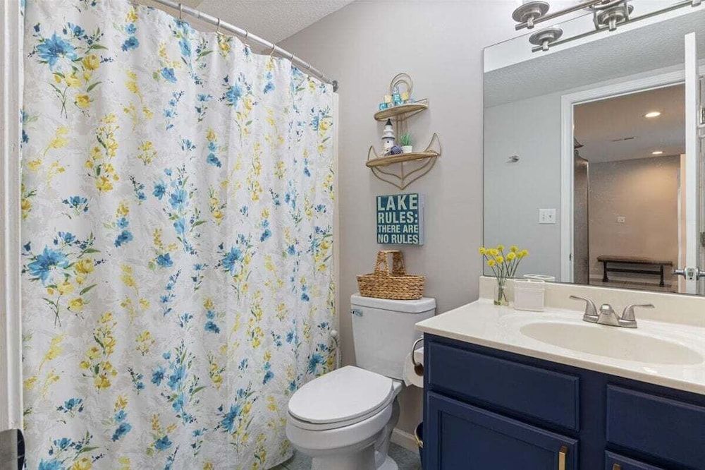 Lakeview Condo, Pools, Patio With Grill, Near PB2 Launch Condo, Multiple Beds, Patio (No Plans Paradise) 26