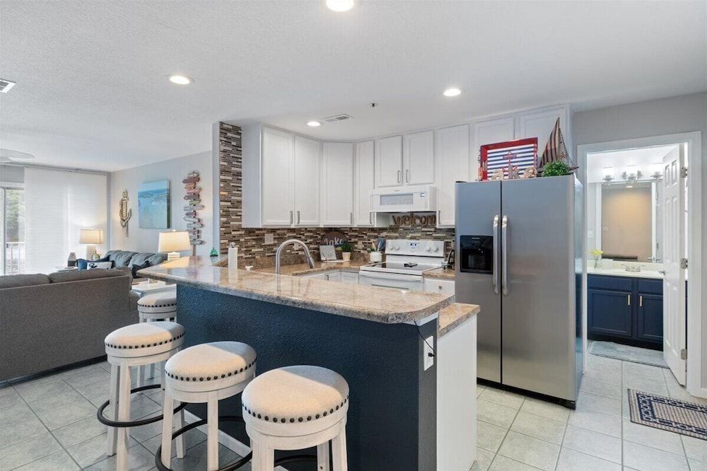Lakeview Condo, Pools, Patio With Grill, Near PB2 Launch Condo, Multiple Beds, Patio (No Plans Paradise) 18