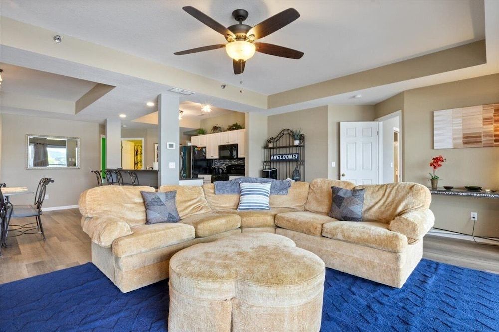 Lakefront 1st-floor Condo, Screened Patio, Pools & Courts Condo, Multiple Beds, Patio (Wake Lake) 21