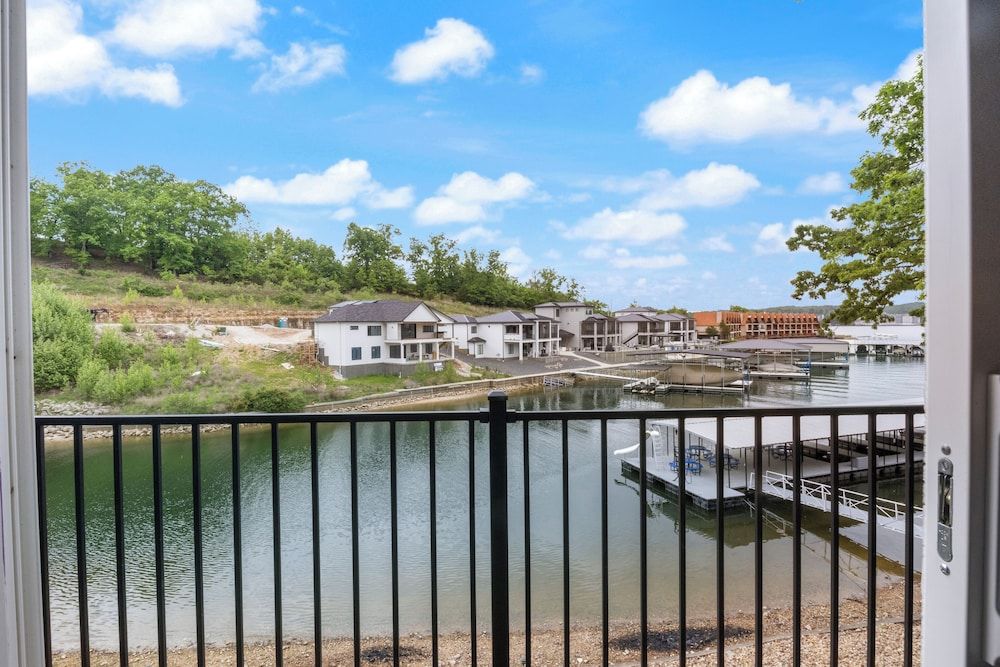 Our Cove Retreat - Perfect for Wave-free Swimming, Tanning & Prime Location Fun! Condo, Multiple Beds, Patio (Castaway Cove Unit 7) 33