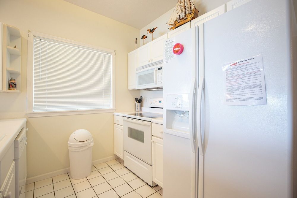 Breathtaking Views - Two Pools - Enclosed Balcony Condo, Multiple Beds, Pool Access (Second Wind) 17