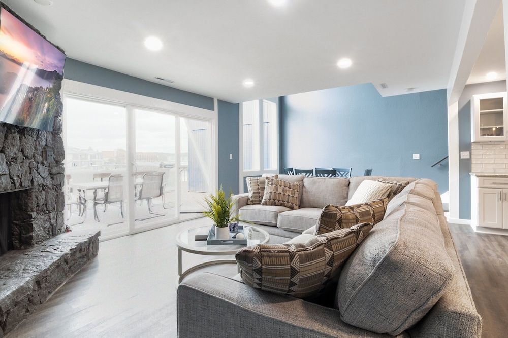 Our Cove Retreat - Perfect for Wave-free Swimming, Tanning & Prime Location Fun! Condo, Multiple Beds, Patio (Castaway Cove Unit 8) 24