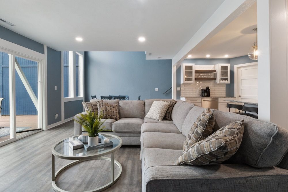 Our Cove Retreat - Perfect for Wave-free Swimming, Tanning & Prime Location Fun! Condo, Multiple Beds, Patio (Castaway Cove Unit 8) 19