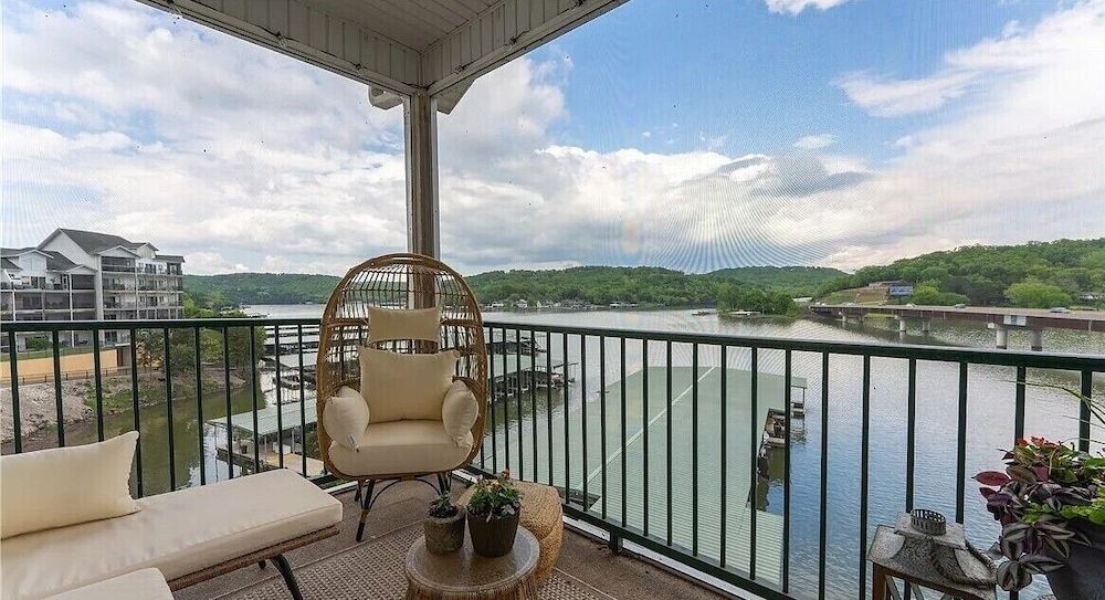 Condo, Multiple Beds, Pool Access (No Wake Zone)