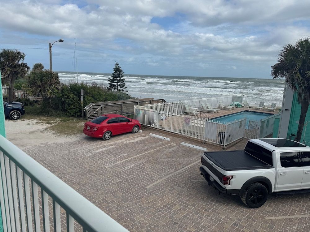 Ocean Beach Club Family Condo, Ocean View 11