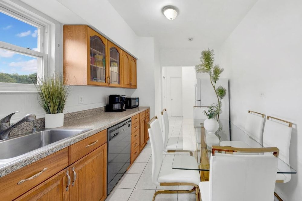 Spacious 3BR Luxe Escape near NYC Luxury House 5
