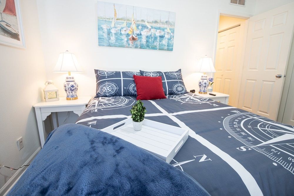 Upscale Condo, Amazing Views, Pools and Pickleball Condo, Multiple Beds, Pool Access (Sunset Point) 12