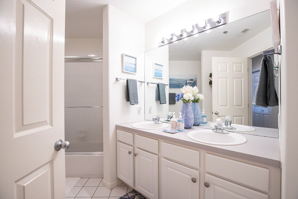 Upscale Condo, Amazing Views, Pools and Pickleball Condo, Multiple Beds, Pool Access (Sunset Point) 26