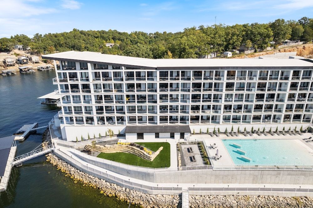 Brand New Complex, Central Location, Amazing Views Condo, Multiple Beds, Pool Access (Amazing Topsider Penthouse) 45